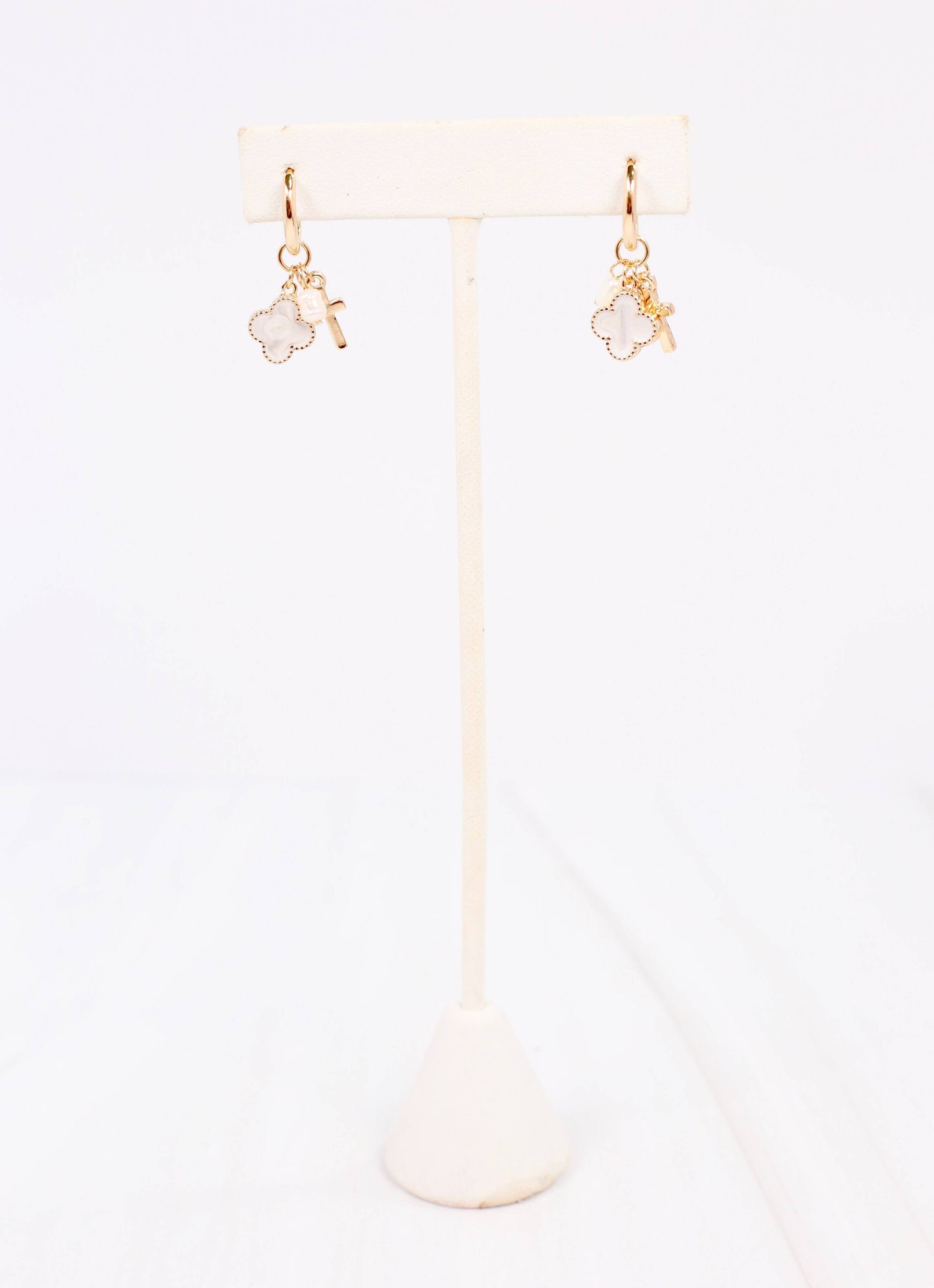 Riccoli Charm Earring GOLD: Default