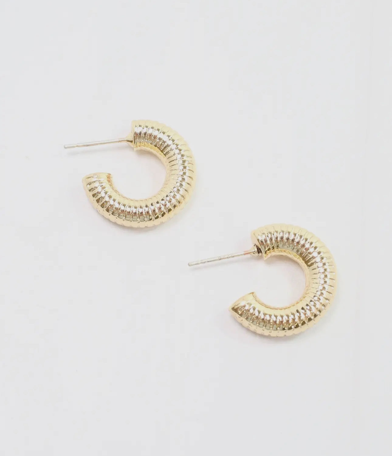 Caroline Hill Vallance Ribbed Gold Hoop Earring