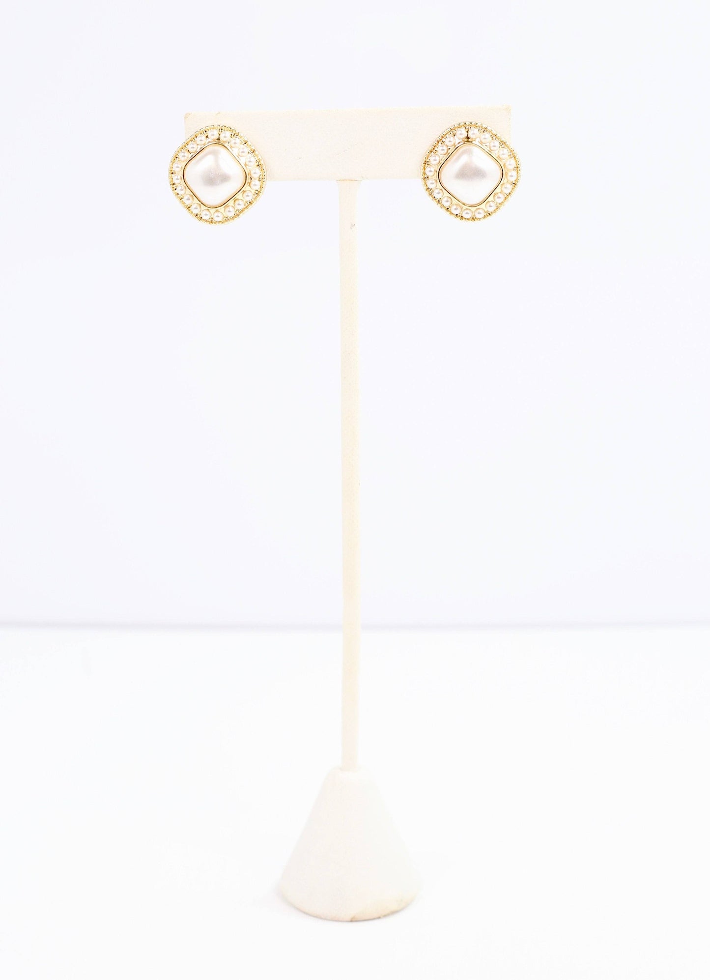 Gomez Pearl Stud Earring GOLD: Default